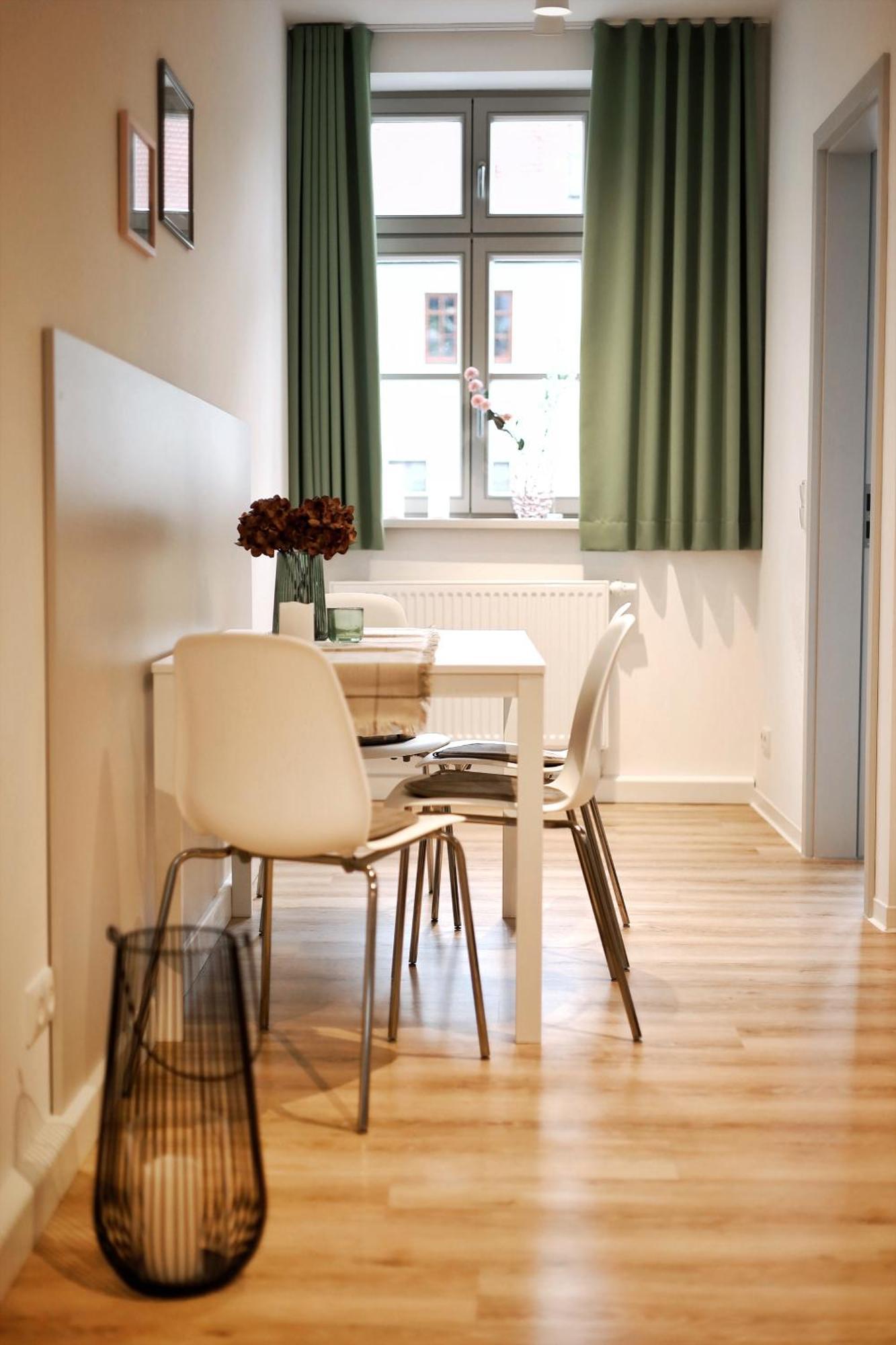 Poessnecker Werkstaetten - Martin Luther Apartment